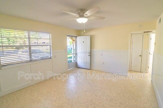 Photo - 157 E Strong St Unit B