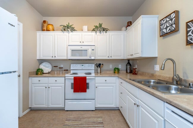 The Sanctuary 751 SQFT 1 Bed 1 Bath