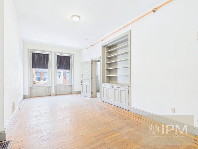 142 E Philadelphia St Unidad 1