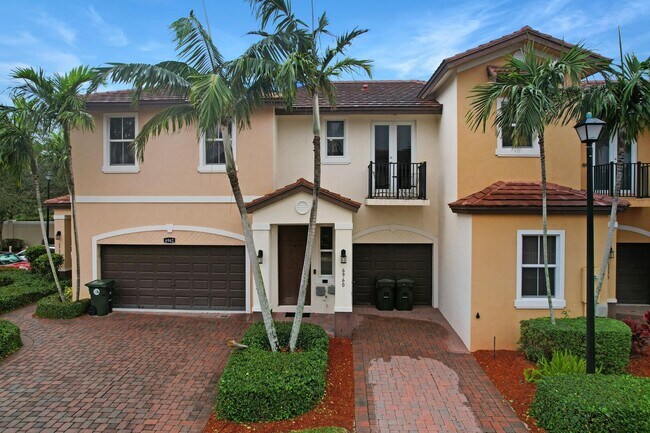Photo - 6960 Long Pine Cir Townhome