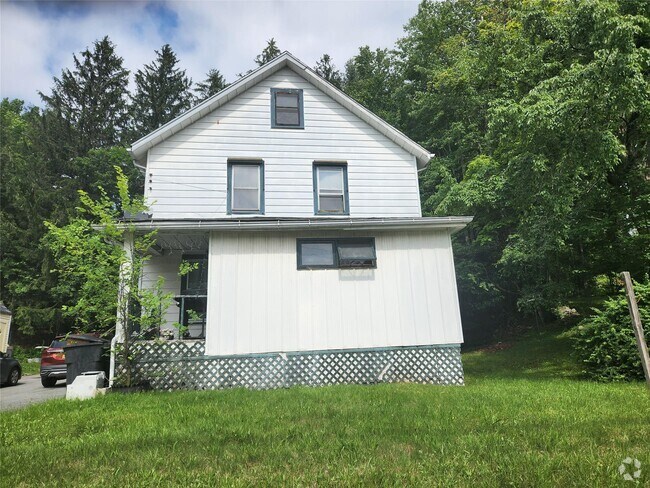Building Photo - 6202 NY-42 Rental