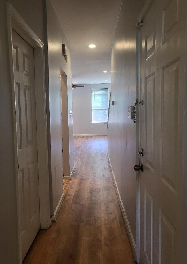 Photo - 1617 Christian St Unit Apt. #2