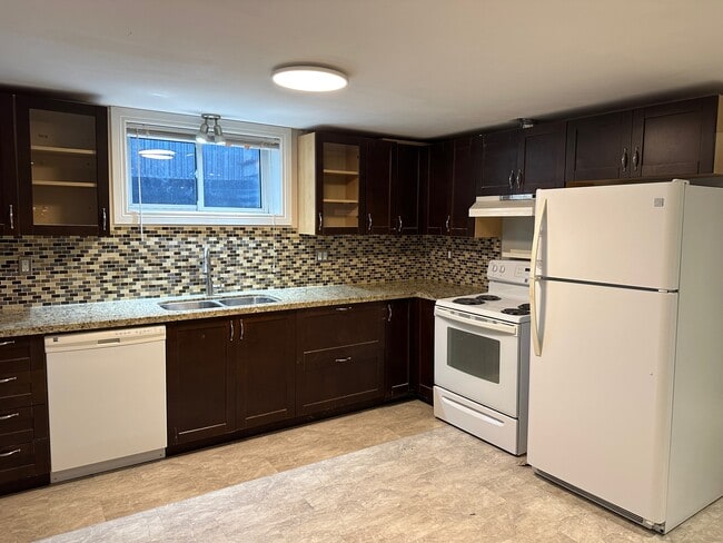 Photo - Spacious 2-Bedroom Legal Apartment for Rent in Bowmanville