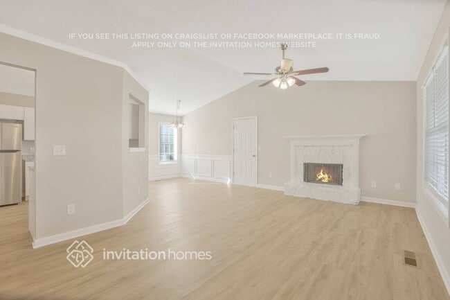 Photo - 387 Tuscany Trce