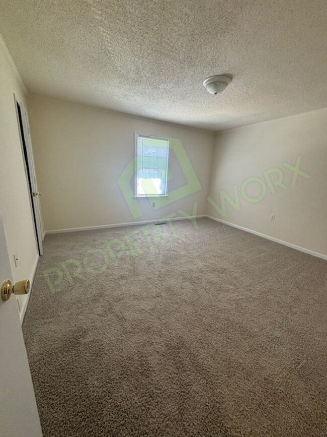 340 Sharpe Rd