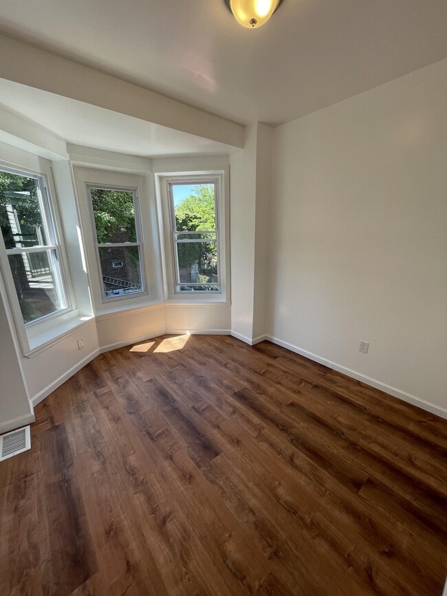 Photo - 514 Stevens St