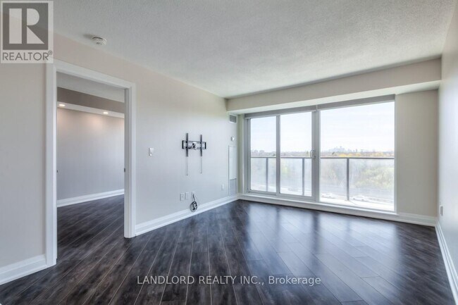 Photo - 18 Valley Woods Rd Unit 606