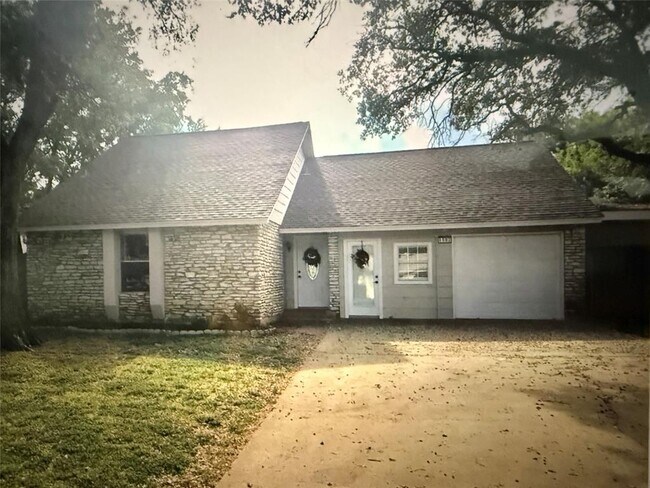 Photo - 1502 Roundup Trail