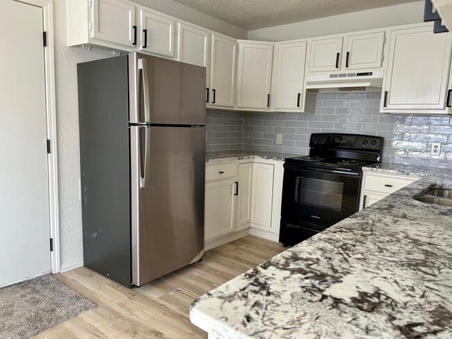 Photo - 1214 NW Columbia Ave