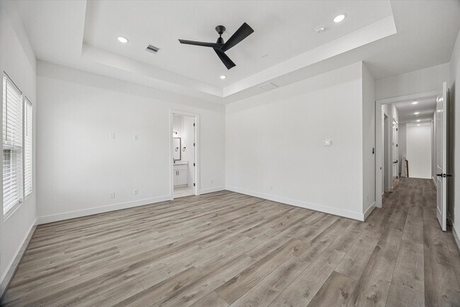 Photo - 6644 Lozier St