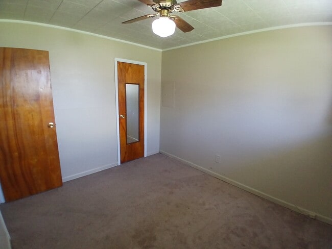 Photo - 17309 Dora St