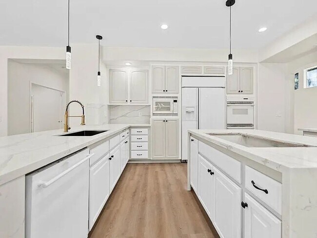 Photo - Beautiful Home in Murietta