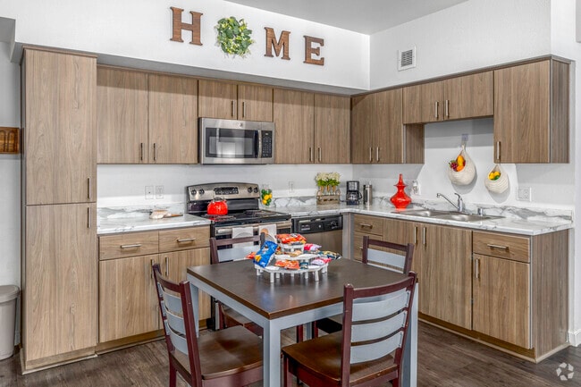 4BR, 4BA - 1,390SF - Kitchen - The Vista