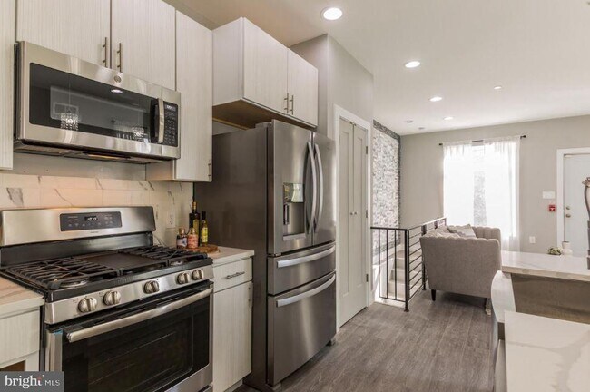 Photo - 1321 N 19th St Unit A