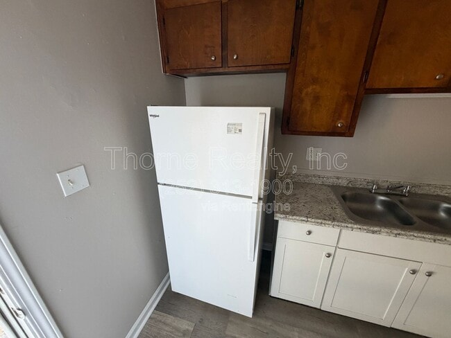Photo - 520 Keen St Unidad B
