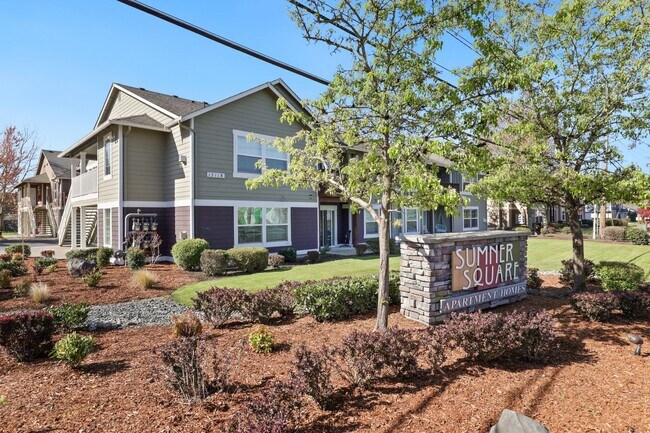 Photo - Sumner Square