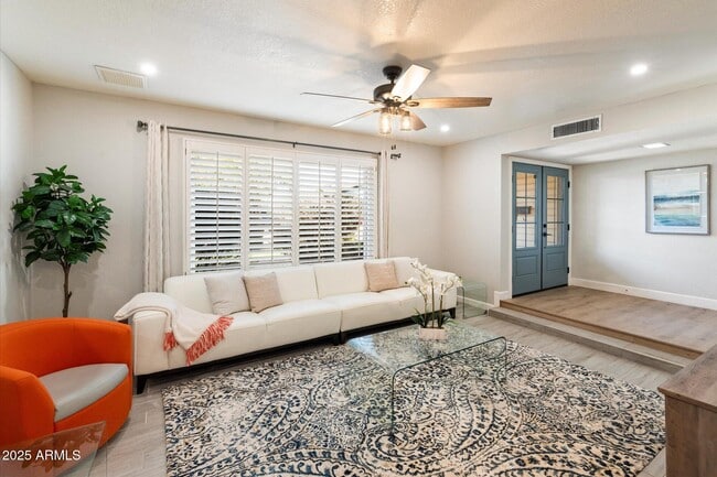 Photo - 4007 N 86th St