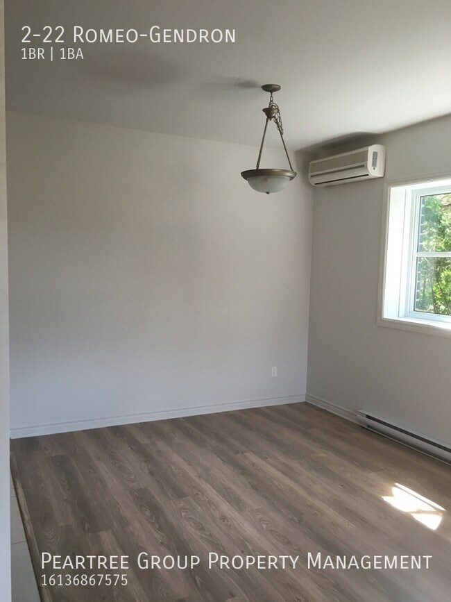 Photo - Right in the heart of Aylmer