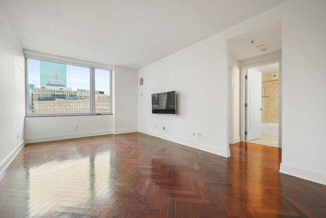 Photo - 1 Charles St Unit 1401