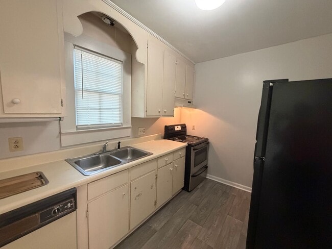 Photo - 941 Hill Park Unit 2