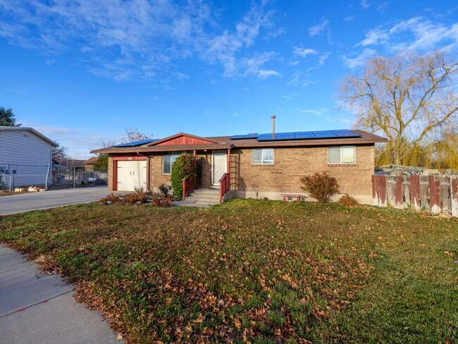 Photo - Beautiful home for rent!