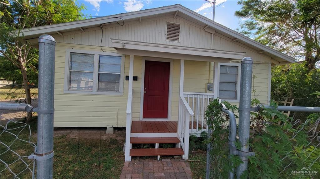 Photo - 1012 Zaragosa St House