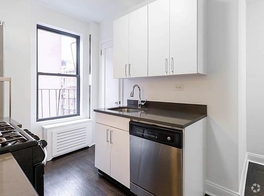 Building Photo - 151 Mott St Unit 27 Rental