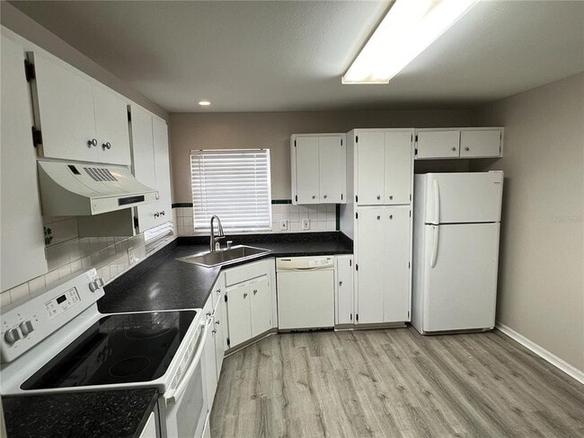 Photo - 8108 Tom Sawyer Dr