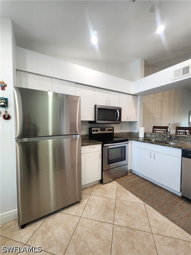Photo - 9640 Victoria Ln Unit 305