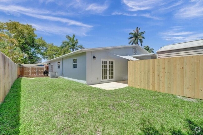 Building Photo - 802 SW 12th Ct Rental