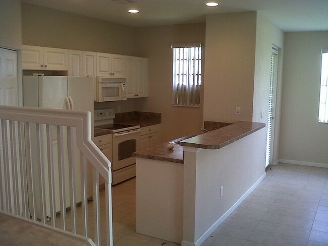 Photo - 1221 Lucaya Dr