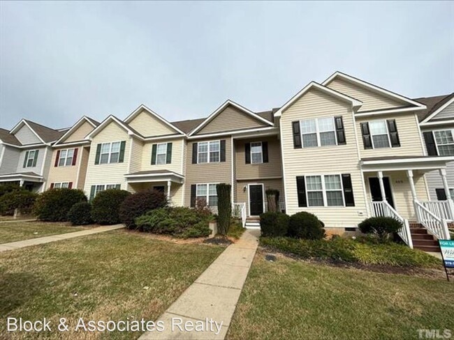 Photo - 3 br, 2.5 bath House - 401 Whitehall Court