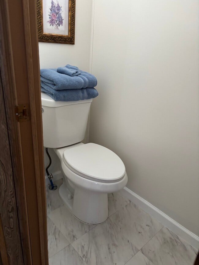 Photo - 2701 E Allred Ave