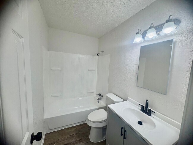 Photo - RENT SPECIAL!!!! Three bedroom home in S.W. OKC