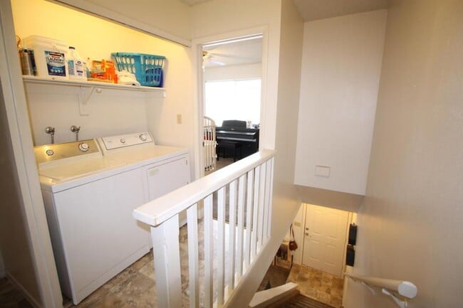 Photo - 101 N 1850 W #29