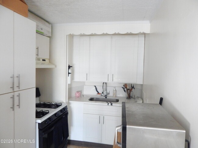 90 Mt Hermon Way Unit 3