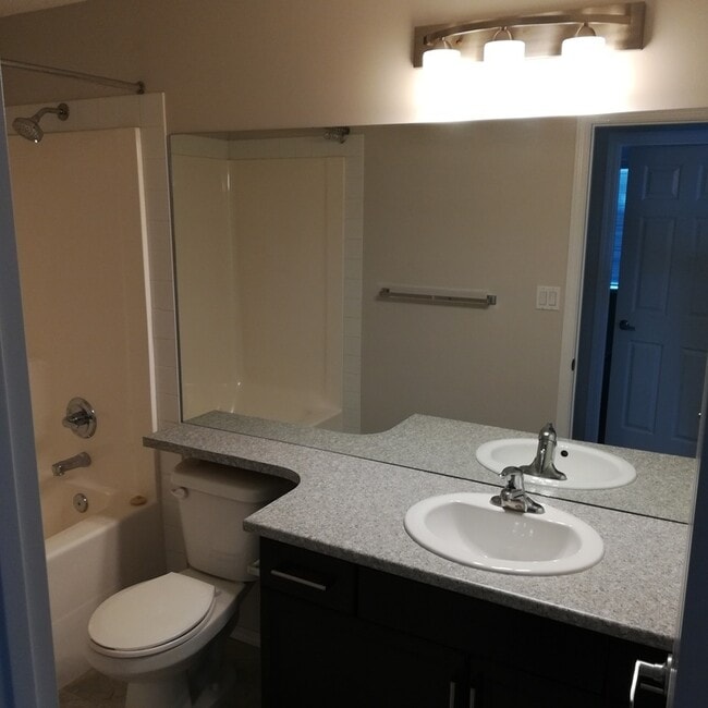 Photo - 1179 Summerside Dr SW Unit 24