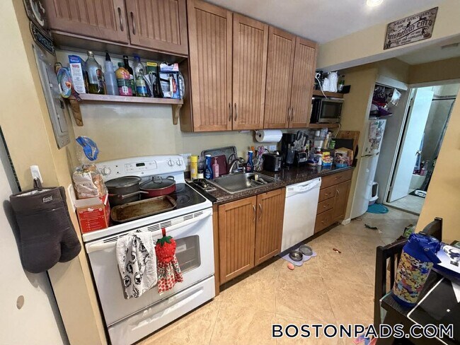 Photo - 1 Colonial Dr Unit 3