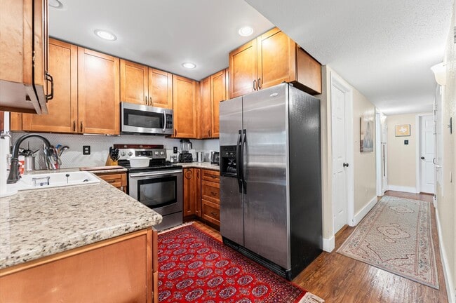 Photo - 1504 Early Ln