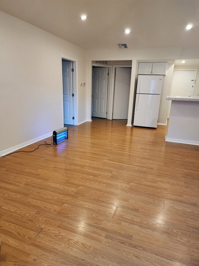 Photo - 6641 Blucher Ave Unidad Cozy guset house