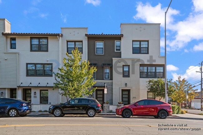 Photo - 3590 Peralta Blvd Townhome