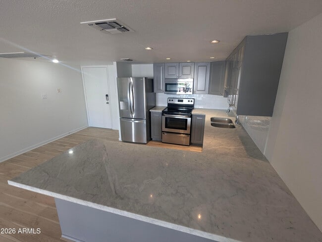 Photo - 7910 E Camelback Rd Unit 211