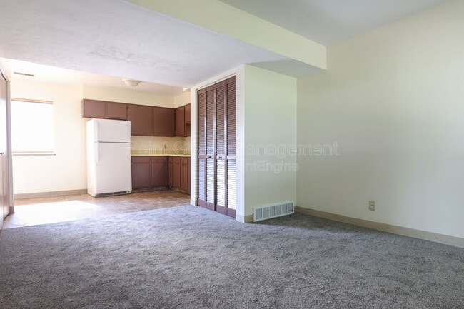 Building Photo - 3029 S 68th Ct Rental