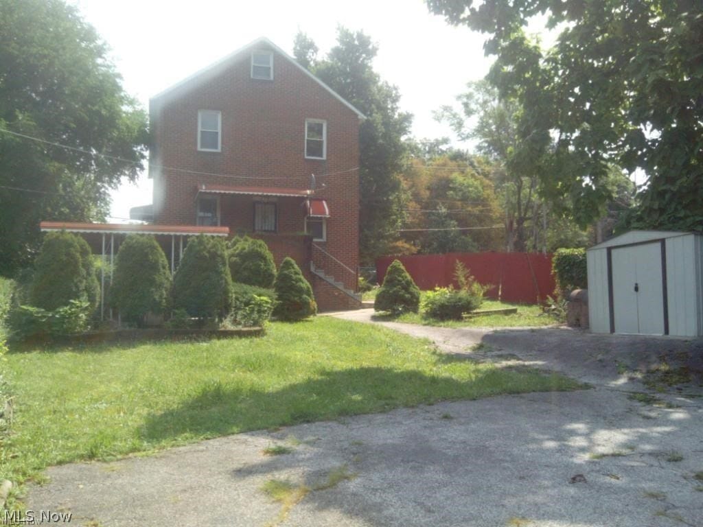Photo - 2724 Woodhill Rd