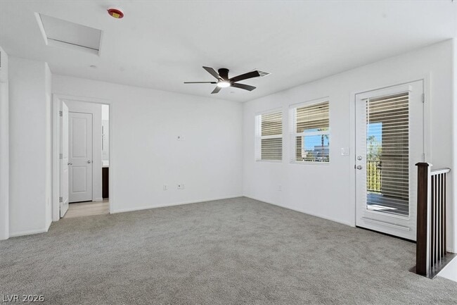 Photo - 8667 Luxuriant Ave