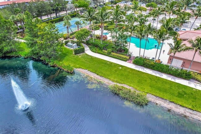 Photo - 353 S US Hwy 1 Unidad A4