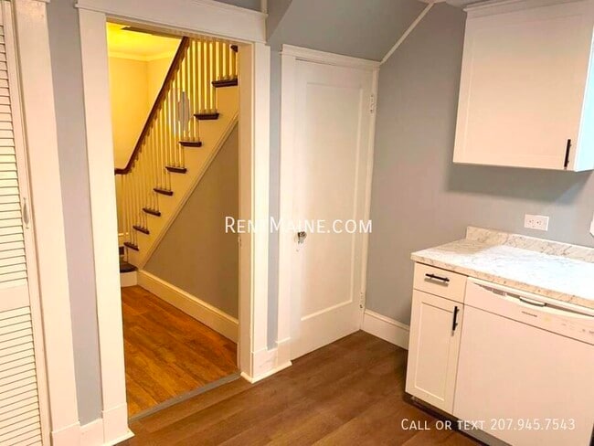 Photo - 19 Nason Ave