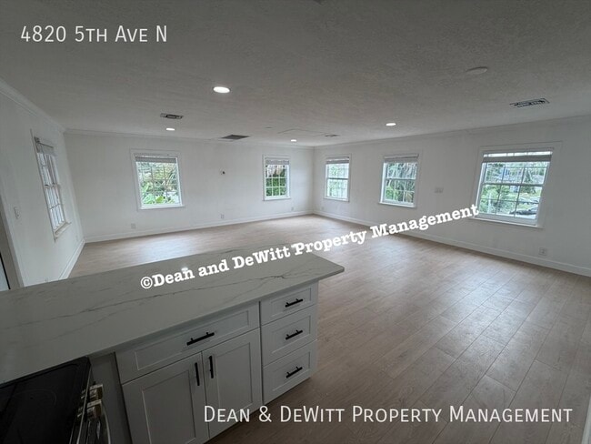Photo - 4820 5th Ave N