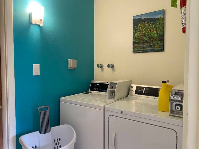 Photo - 611 Stover St Unit 7