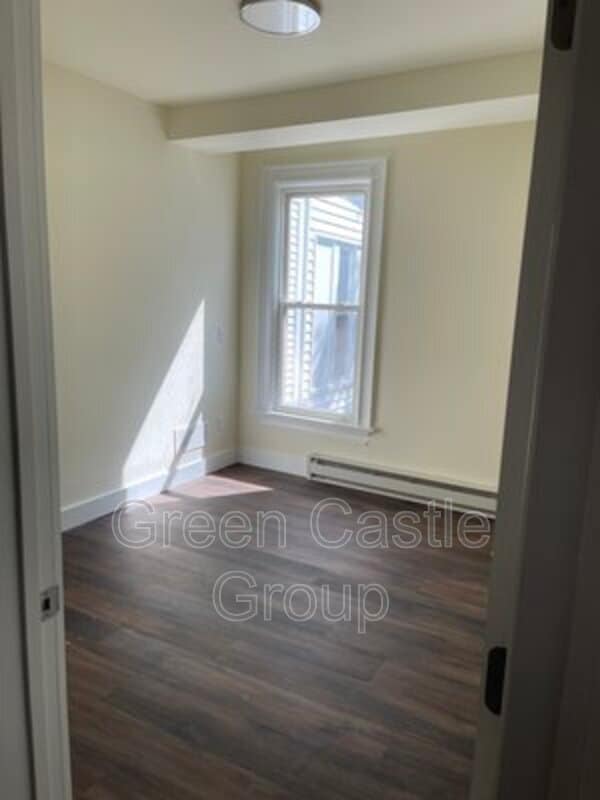 15 Hungerford Terrace Unit 2